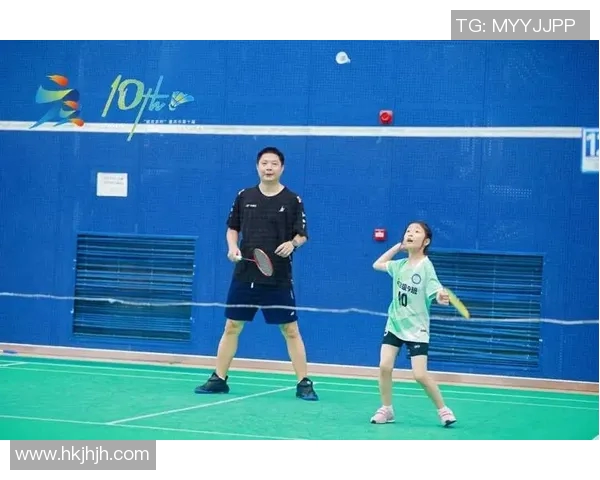 羽毛球的魅力与实力揭秘重庆羽毛球队的成长之路与成就分享